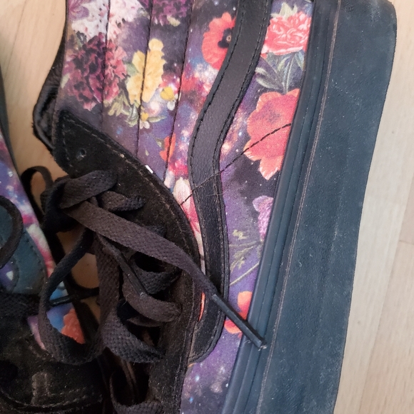 Floral Vans High Tops - Picture 2 of 5